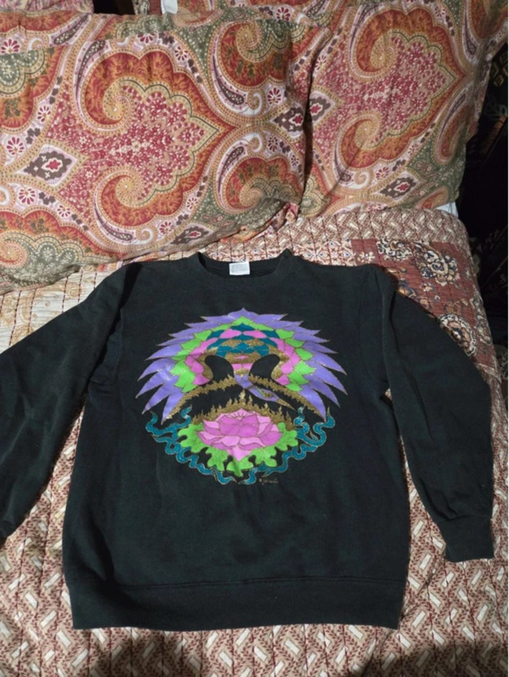 Vintage crane puff paint crewneck size M